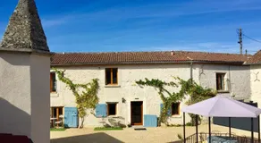Boutique Farmhouse Cottages with Pool, 6 Bedrooms - Angulus Ridet (Loire Valley) - Image 2