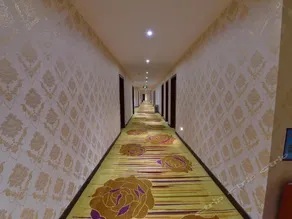 Tian Yue Business Hotel - Image 4