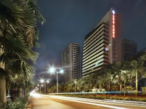 Golden Splendid Gynn Hotel - Image 2