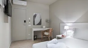 Barcelona 226 Center Exclusive - Image 4