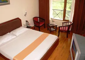 Hotel Sunshine Inn - Image 5