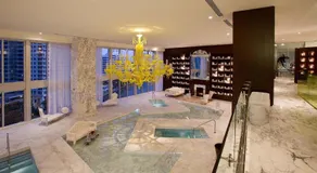 LUXURY ICON BRICKELL by Checkpoint - Image 3