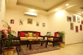 Saket Inn - Image 2