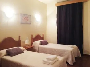 Hostal El Chiringuito - Image 4