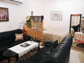 Shelly's Home Boutique Apartments - Image 2
