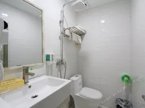 Foshan Dongfeng Hotel (Shunde Leliu Branch) - Image 2