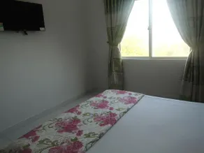 Ruby Hotel - Image 5