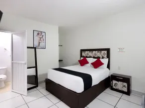 Hotel Firenze - Image 1