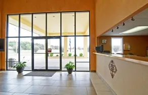 Americas Best Value Inn & Suites - Image 3