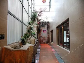 Qingquan Hotel - Image 4