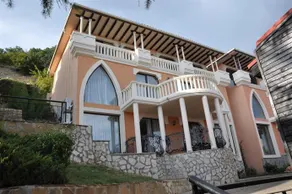 Royal Casa Villas - Image 5