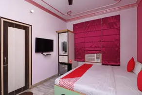 OYO 16610 Hotel Shri Ram International - Image 4