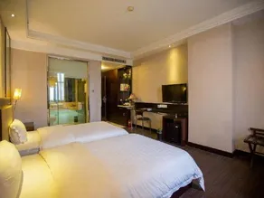 Lake-view Hotel - Image 4