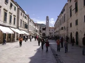 Centre Old Town Apartments - Image 4