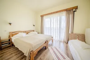 Potcoava Mountain Hideaway - Image 5
