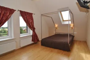 11 Zuvedru - Image 5