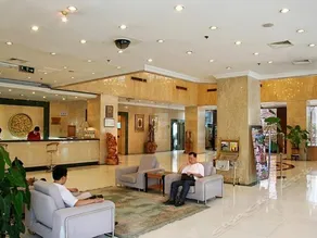 Hua Neng Hotel Jinan - Image 2