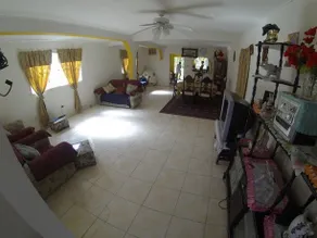 Tina's Guest House - Image 3