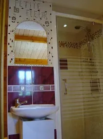 Chalet Petite Fleur - Image 5
