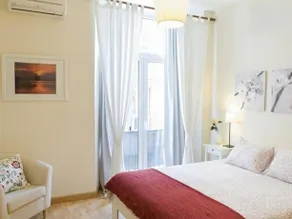 Apartamentos Living4Malaga Deluxe - Image 4