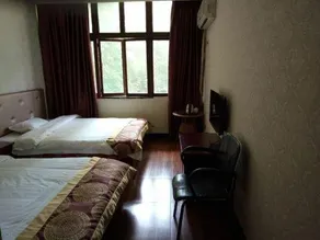 Yida Business Hotel - Image 2