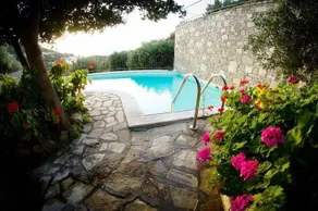 Villa Niovi Istron - Image 3