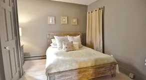 Greenport Captain's House - Image 3