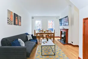 Contemporary Apartments in Farringdon - Image 1