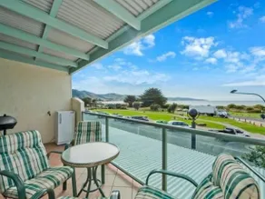 The Beach Lounge Holiday House - Image 3