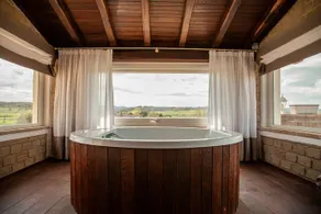 B.O. Spa Suite - Image 1