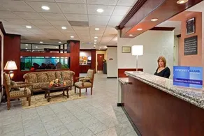 HOLIDAY INN EXPRESS PARAMUS - Image 5