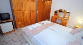 Family Hotel Izvora - Image 3