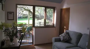 Newton Farmhouse - Image 3