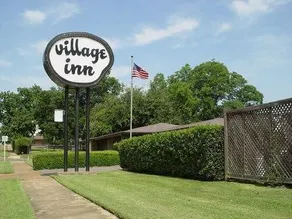 The Village Inn - Image 4