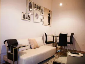 Midtown One Bedroom 53rd Street - Image 2