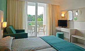 Protur Safari Park Aparthotel Sant Llorenc Des Cardassar - Image 3
