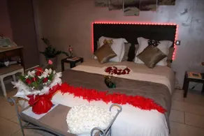 Aux 2 Saveurs Chambre D'hotes - Image 5