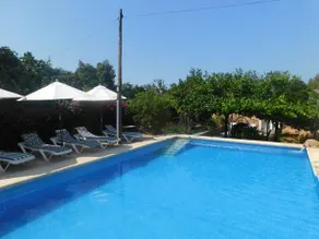 Encantadora Villa Con Piscina Privada - Image 1