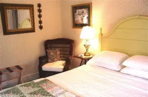 Roebling Inn on the Delaware - Image 2