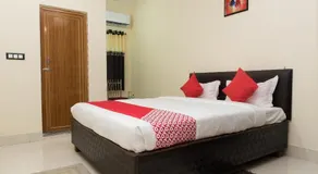 Regal Stays By OYO Rooms - Image 2