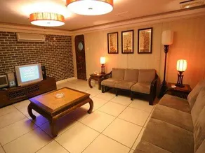 Dong Rong Guest International Hotel - Image 5
