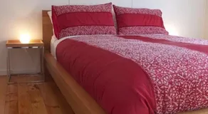 The Little Red Hen Bed and Breakfast - Image 5