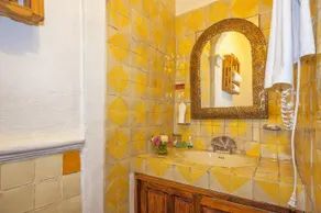 Hotel Casa Lotería - Image 4