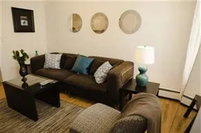 3BR Chelsea Apartment - Image 3