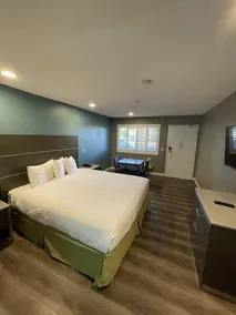 Highway Inn Chula Vista - Image 3
