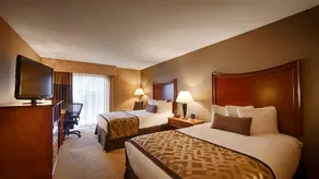 Best Western Plus North Haven Hotel - Image 2
