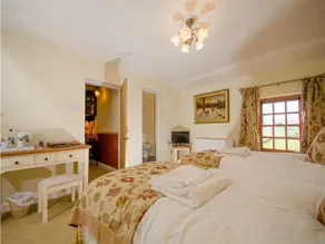 Lane House Bed & Breakfast - Image 5