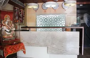 OYO Premium Near Fortis Faridabad - Image 3