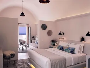 SANTO MARIS OIA LUXURY SUITES AND SPA - Image 3
