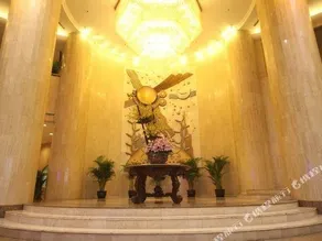 Meilian City Holiday Hotel - Image 5
